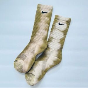 Nike Tye dye socks olive